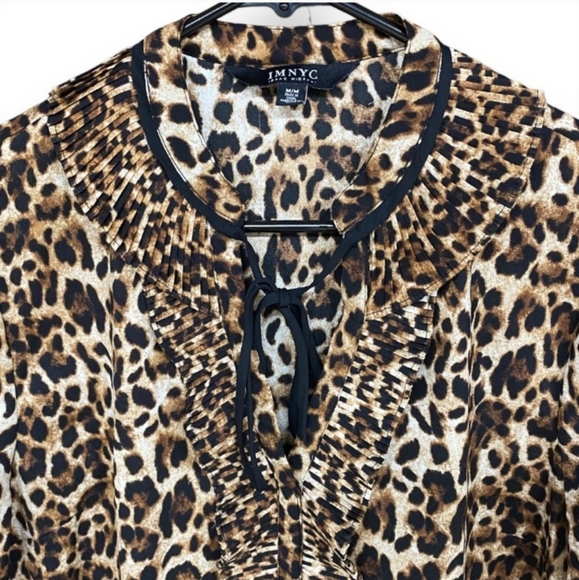 Isaac Mizrahi leopard print blouse, M - Picture 3 of 8
